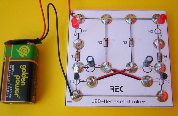 LED-Wechselblinker-Bausatz (Klassensatz= 10 St.) ohne- oder mit 9V-Batterie auswählbar, HS1KS