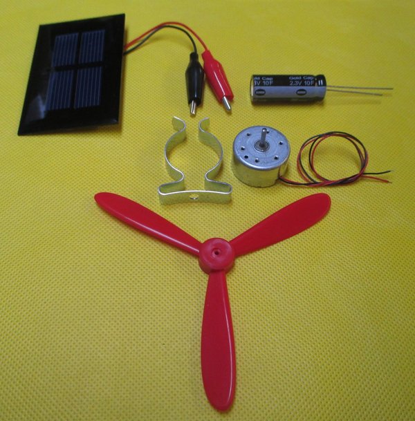 Solar-Demo Bausatz mit Gold-Cap Kondensator als Energiespeicher-lötfreier Aufbau, 4015